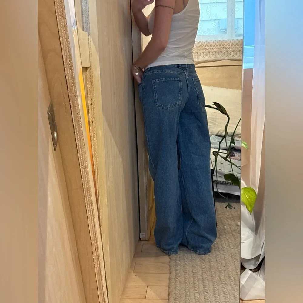 Zara jeans - Picture 3 of 5